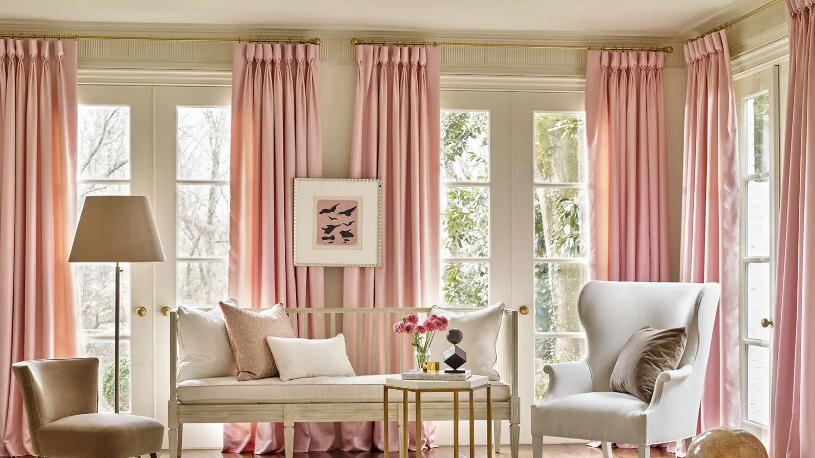 BEAUTIFUL VOLIE CURTAINS IN DUBAI