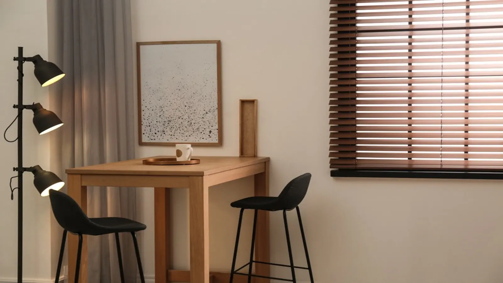 EXCEPTIONAL DUPLEX WINDOW BLINDS IN DUBAI