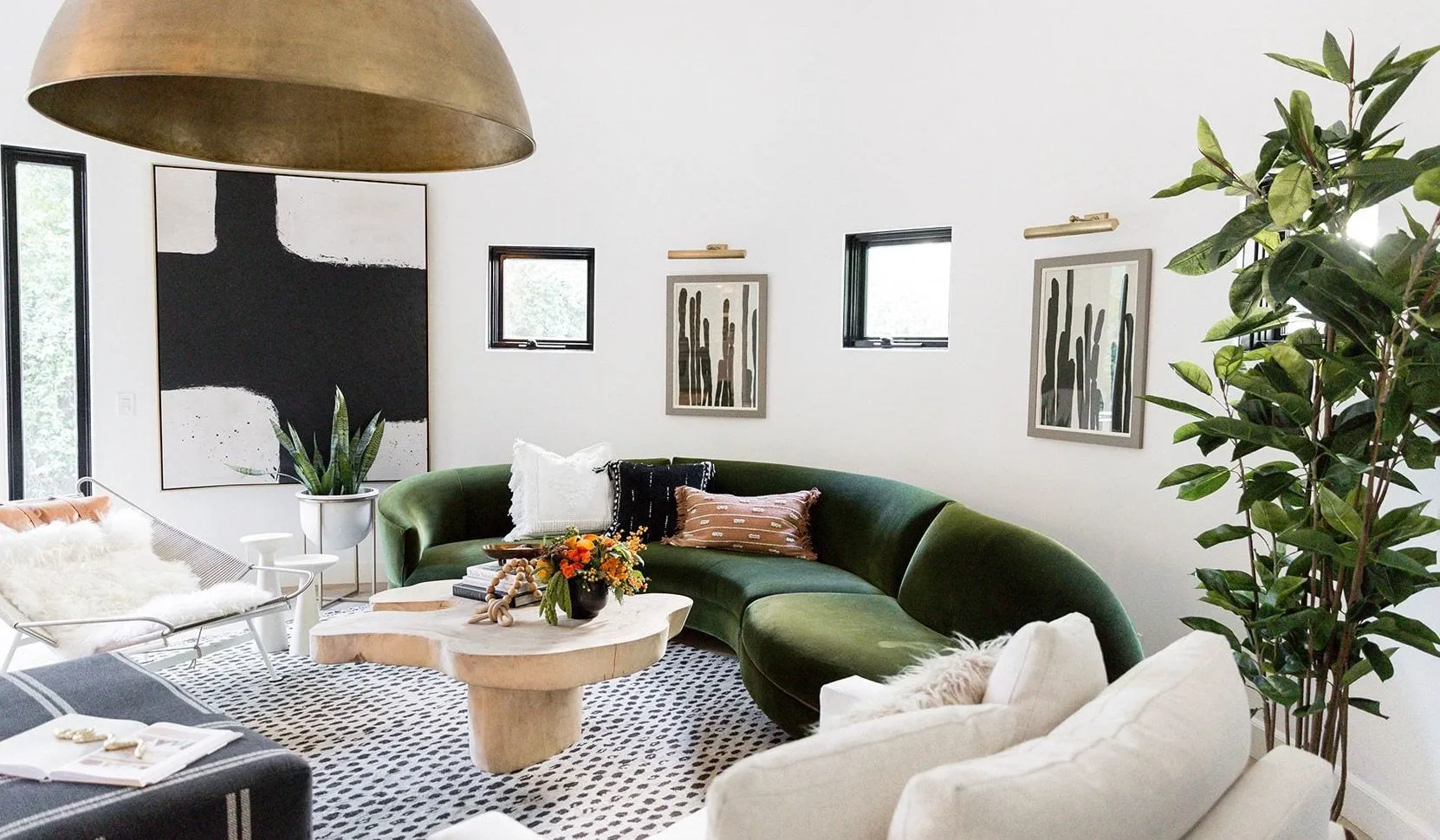 Kylie Jenner’s Bold Velvet Sofas