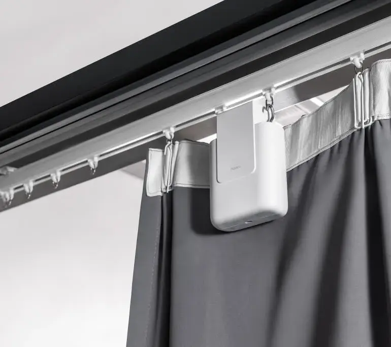 What are Smart Curtains and how do they work
