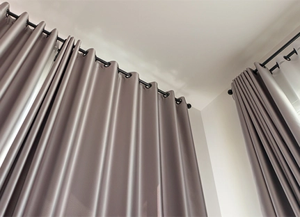 eyelet curtais