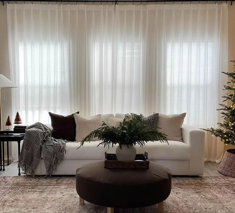 How to Select the Best Curtains for Privacy and Style